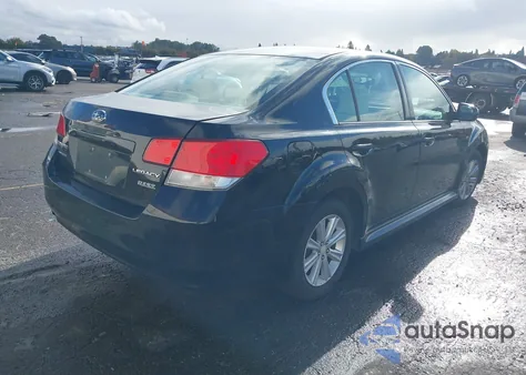 2010 Subaru Legacy 2.5I Premium из США, поврежденный, VIN 4S3BMBC69A3236929